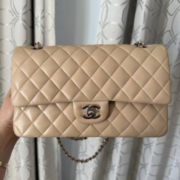Chanel Classic Beige Clair Lambskin Quilted Medium Double Flap Bag Authentic - Picture 1 of 12